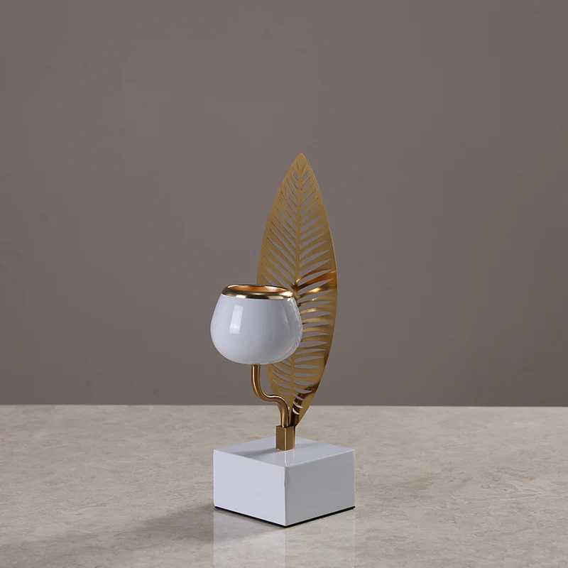 Metal Nordic Candle Holder Vintage Romantic Wedding Table Dinner Simple Candelabros Centro De Mesa Home Candle Holder E6ZT
Metal Nordic Candle Holder Vintage Romantic Wedding Table Dinner Simple Candelabros Centro De Mesa Home Candle Holder E6ZT