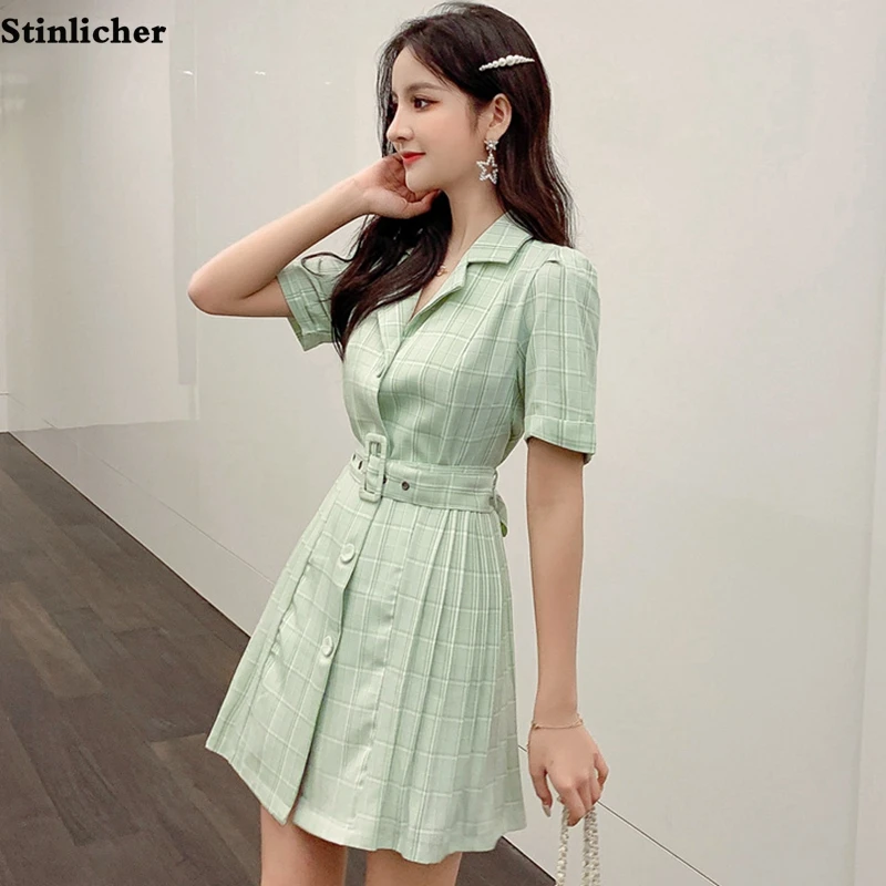 Summer Plaid Dress Women Fashion Single-breasted Belt Tunic Dress Korean Style Fashion Ladies Work Knee-Length Midi Dress Robe
Summer Plaid Dress Women Fashion Single-breasted Belt Tunic Dress Korean Style Fashion Ladies Work Knee-Length Midi Dress Robe