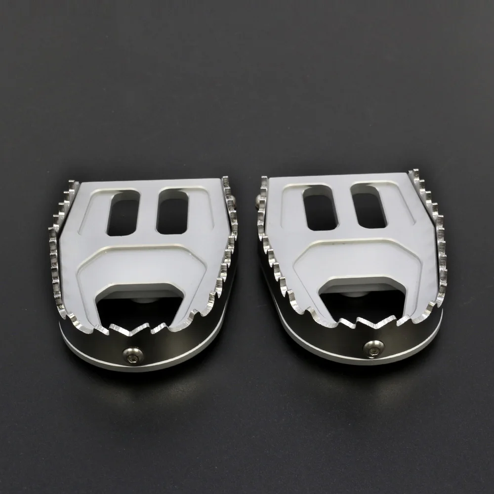 CNC Billet Wide Foot Pegs Pedals Rest Footpegs for HONDA CRF1000L Africa twin DCT 14-18 dose not fit Africa Twin Adventure sport
CNC Billet Wide Foot Pegs Pedals Rest Footpegs for HONDA CRF1000L Africa twin DCT 14-18 dose not fit Africa Twin Adventure sport