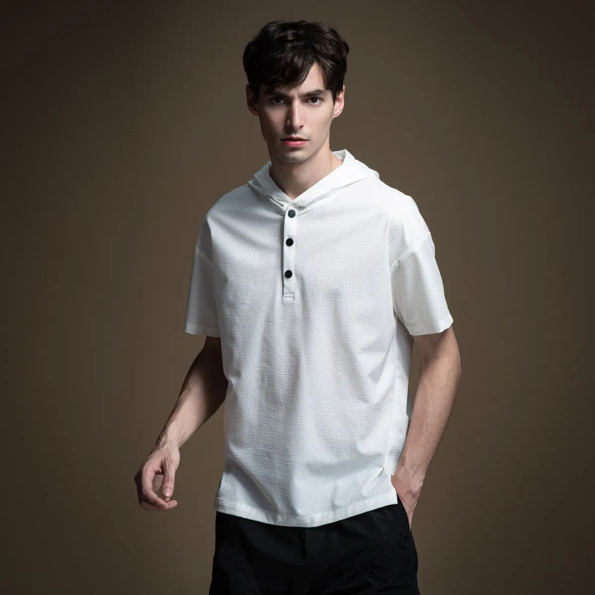 Pinli 2020 Summer New Slim Hooded Solid Color Anti-wrinkle Nylon Cool Casual Men Short Sleeve T-shirt Hot Sale Coat B202511269
Pinli 2020 Summer New Slim Hooded Solid Color Anti-wrinkle Nylon Cool Casual Men Short Sleeve T-shirt Hot Sale Coat B202511269