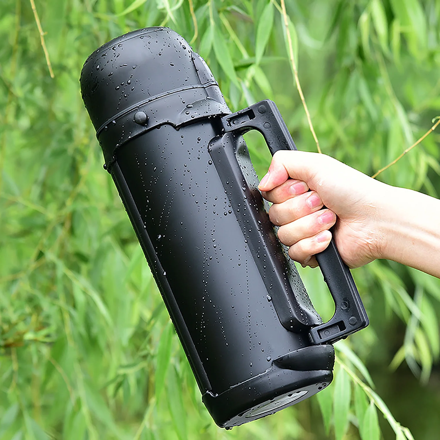 Large Capacity Stainless Steel Water Bottle Thermos, BPA Free, Wall Insulated, Hot & Cold for Hours, Perfect for Outdoor Activit
Large Capacity Stainless Steel Water Bottle Thermos, BPA Free, Wall Insulated, Hot & Cold for Hours, Perfect for Outdoor Activit