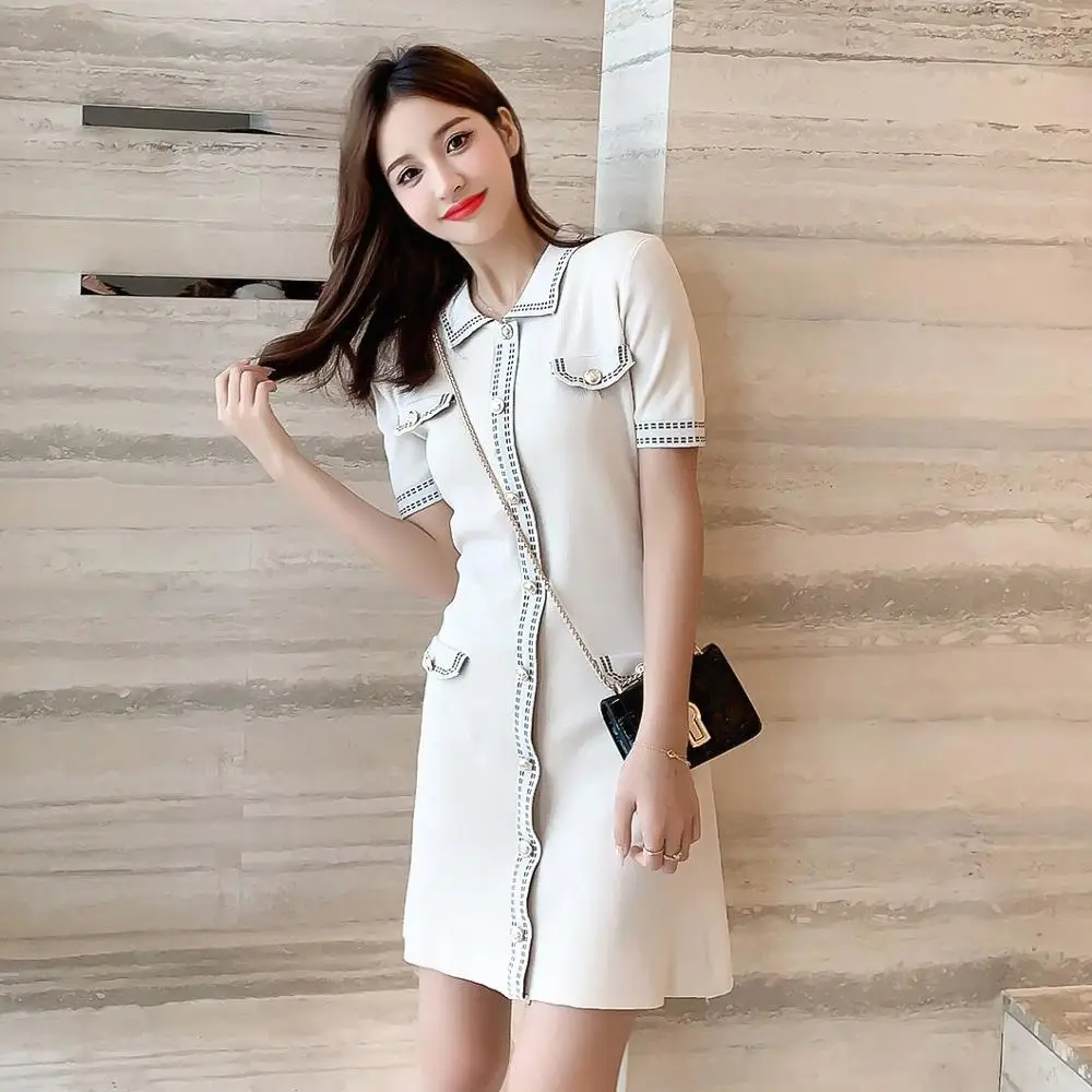 Contrast Colour Sloid Color Knitted Women Mini Dress 2020 Summer Runway Button O-Neck Short Sleeve Pocket Vintage Dress Female 
Contrast Colour Sloid Color Knitted Women Mini Dress 2020 Summer Runway Button O-Neck Short Sleeve Pocket Vintage Dress Female