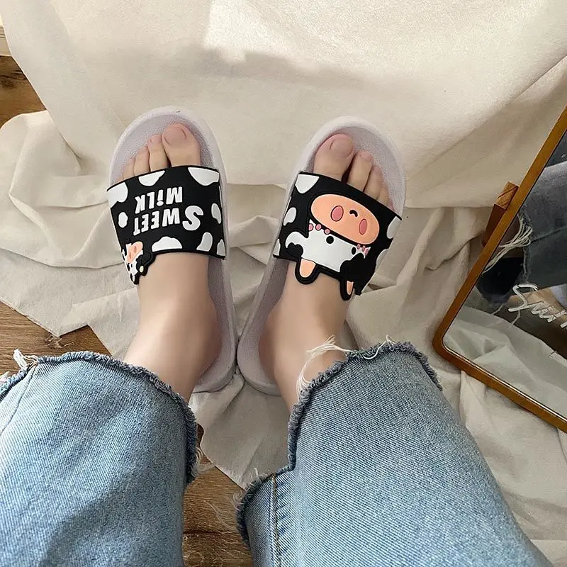 Kawaii Shoes Summer Fashion Cow Print Slippers for Women 2021 Non-slip House Slippers Black Color Korea Style Cute Women Slides
Kawaii Shoes Summer Fashion Cow Print Slippers for Women 2021 Non-slip House Slippers Black Color Korea Style Cute Women Slides