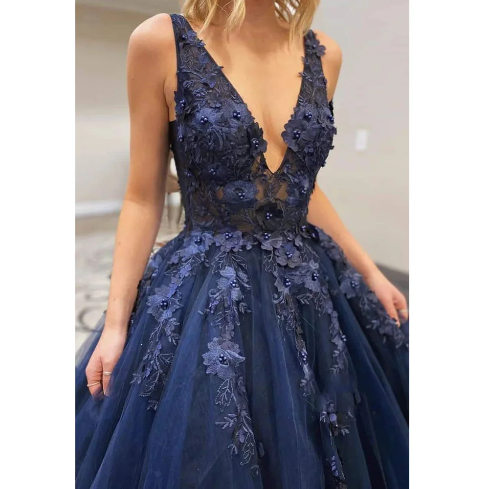 Sleeveless Navy Blue Long Prom Dresses 2021 A Line Sexy Lace Bodice Evening Dress Party Gown
Sleeveless Navy Blue Long Prom Dresses 2021 A Line Sexy Lace Bodice Evening Dress Party Gown