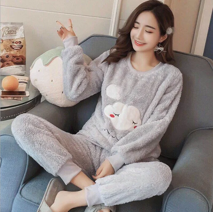 Autumn Winter Warm Flannel Women Pyjamas Sets Thick Coral Velvet Long Sleeve Cartoon Sleepwear Flannel Pajamas Set Girl
Autumn Winter Warm Flannel Women Pyjamas Sets Thick Coral Velvet Long Sleeve Cartoon Sleepwear Flannel Pajamas Set Girl