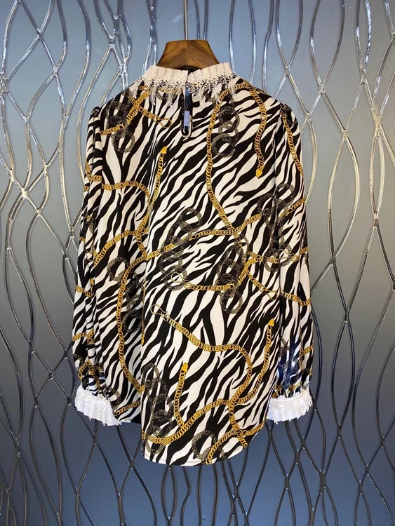 2021 early spring new women's clothing leader color matching chain print long-sleeved all-match top 109
2021 early spring new women's clothing leader color matching chain print long-sleeved all-match top 109