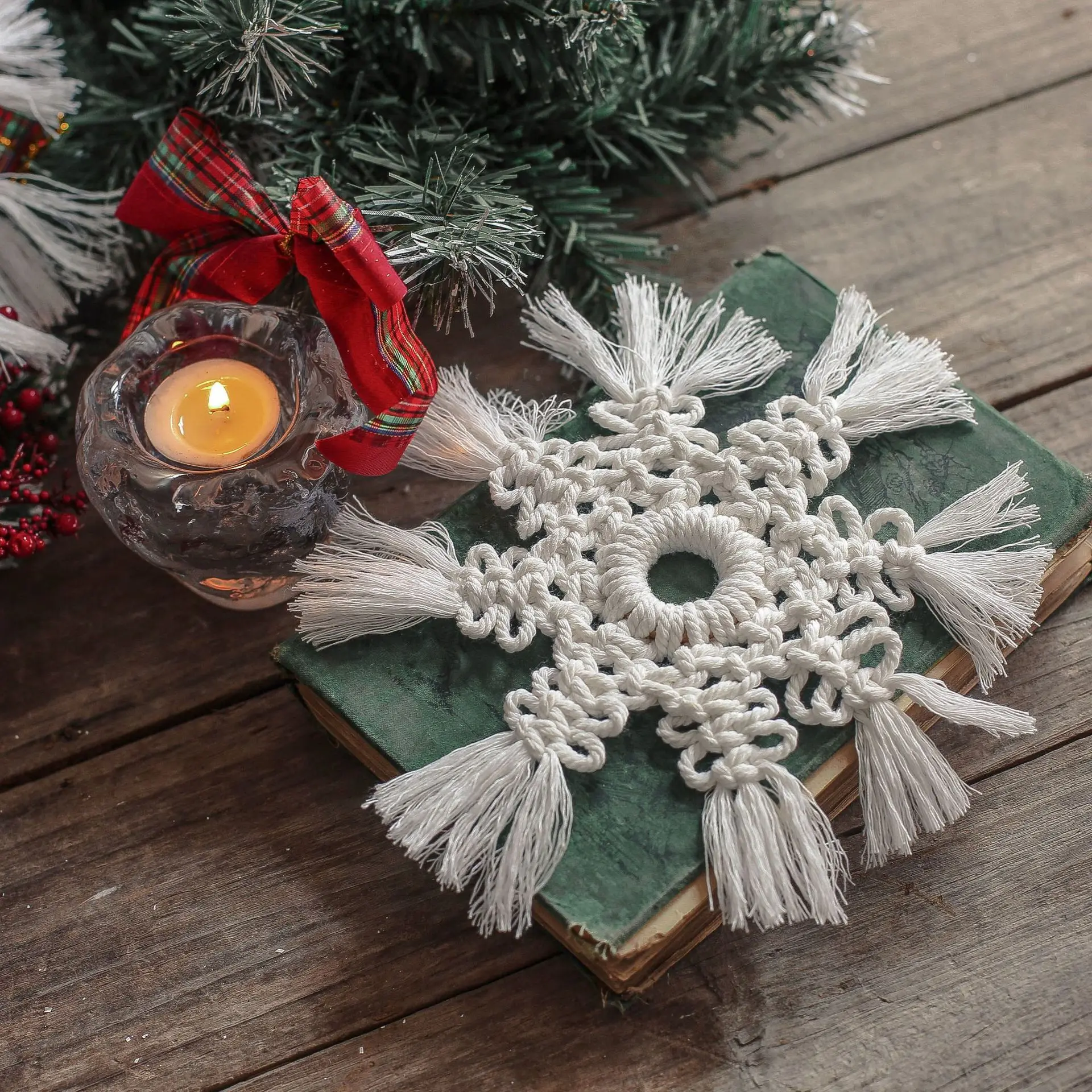 nordic Tea coaster Christmas Placemat placemat boho handmade Coaster candle christmas decoration for home party gift for women
nordic Tea coaster Christmas Placemat placemat boho handmade Coaster candle christmas decoration for home party gift for women