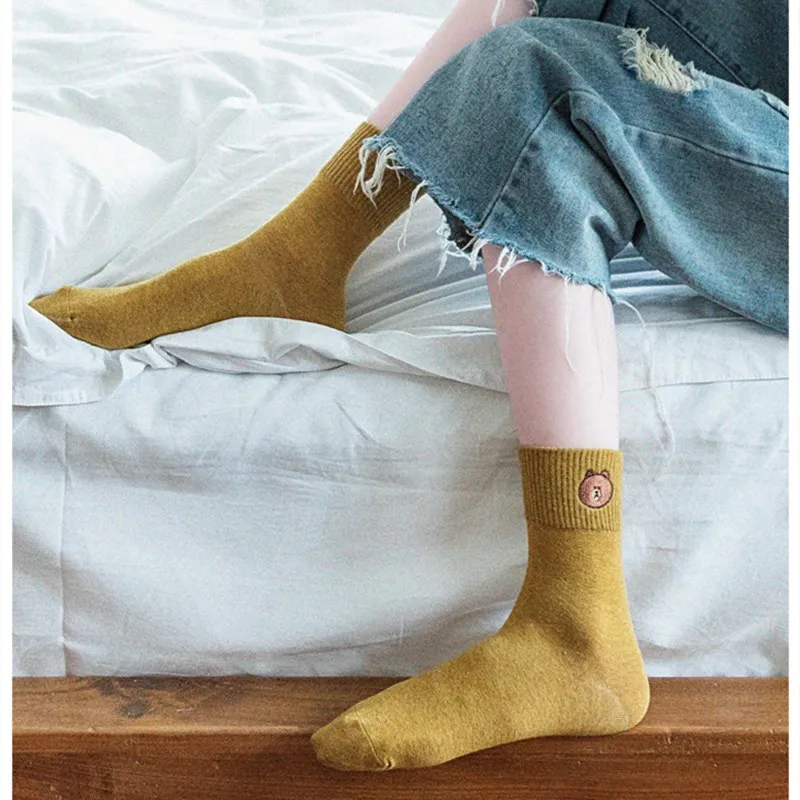 4 Pairs Korean Style Cotton Women Socks Cartoon Bear Winter Autumn Warm Female Cute Socks Women Designed School Students AE0015
4 Pairs Korean Style Cotton Women Socks Cartoon Bear Winter Autumn Warm Female Cute Socks Women Designed School Students AE0015