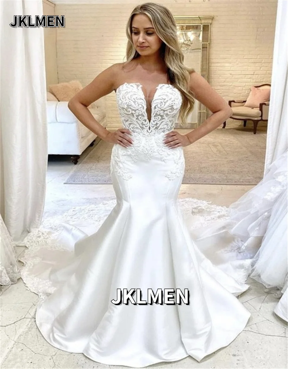 Sexy Wedding Dresses Mermaid Strapless V-neck Satin Lace Appliques 2021 New Design Vintage Simple Bride Gowns Custom Made
Sexy Wedding Dresses Mermaid Strapless V-neck Satin Lace Appliques 2021 New Design Vintage Simple Bride Gowns Custom Made