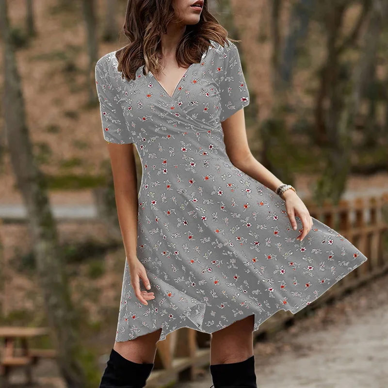 Summer Boho Floral Print Dress Women Long Sleeve Pleated Dresses V Neck Beach Mini Elegant Dress Female Roupa Feminina
Summer Boho Floral Print Dress Women Long Sleeve Pleated Dresses V Neck Beach Mini Elegant Dress Female Roupa Feminina