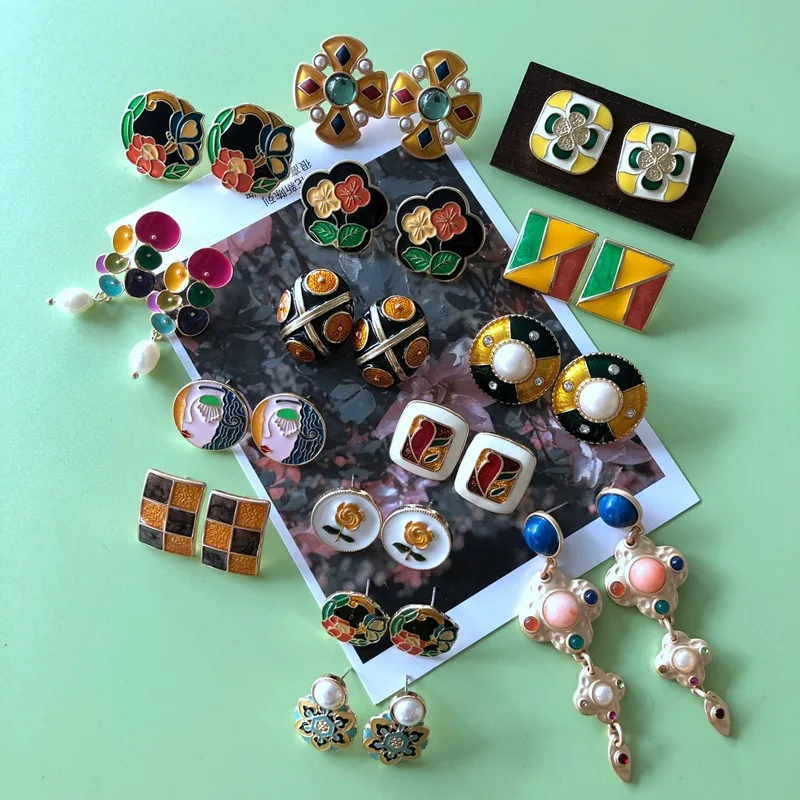 Stud Earrings for Women Plant Flower Silver 925 Jewelry Woman Geometric Earring Bijouterie Female Pearl Resin Glaze Vintage Gift
Stud Earrings for Women Plant Flower Silver 925 Jewelry Woman Geometric Earring Bijouterie Female Pearl Resin Glaze Vintage Gift