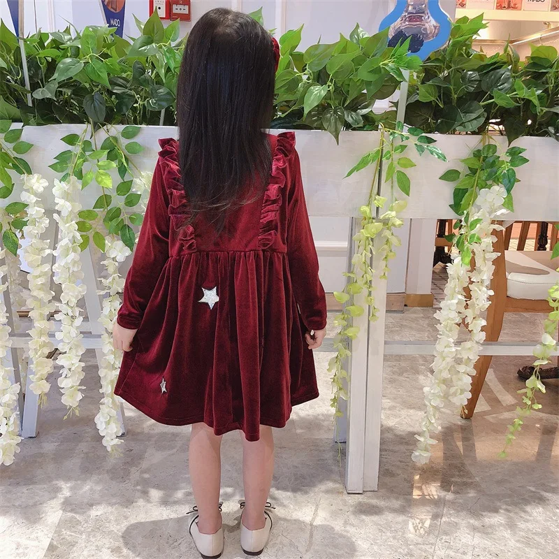 New Girl Velvet Dress Autumn Winter Baby Cute Sequined Stars Pattern Children Princess Christmas Party Toddler Ruffles Dresses
New Girl Velvet Dress Autumn Winter Baby Cute Sequined Stars Pattern Children Princess Christmas Party Toddler Ruffles Dresses