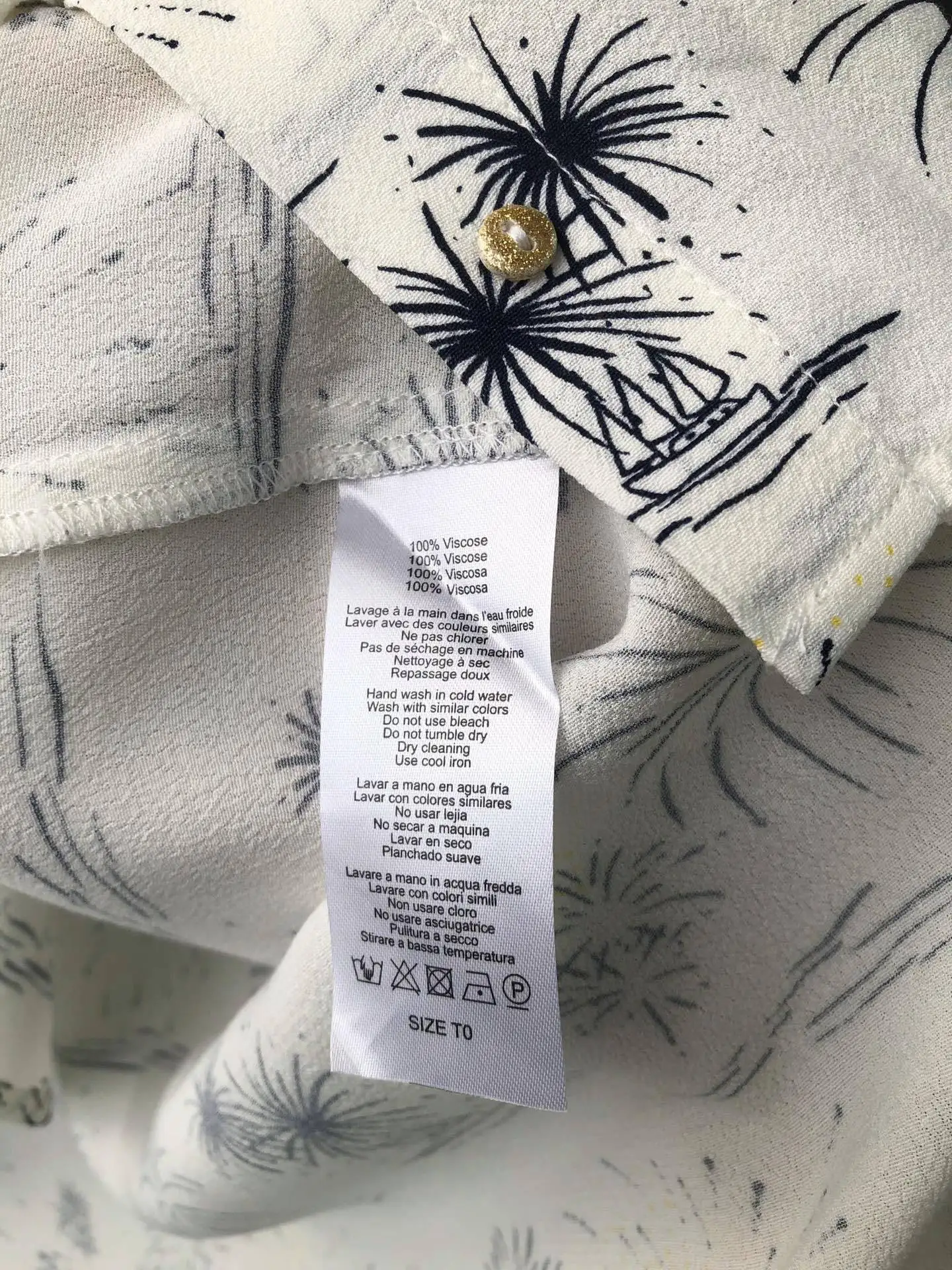 Fireworks Print Short Sleeve Women's Shirt Elegant Casual Turn-down Collar Single Breasted Lady Summer Blouse
Fireworks Print Short Sleeve Women's Shirt Elegant Casual Turn-down Collar Single Breasted Lady Summer Blouse