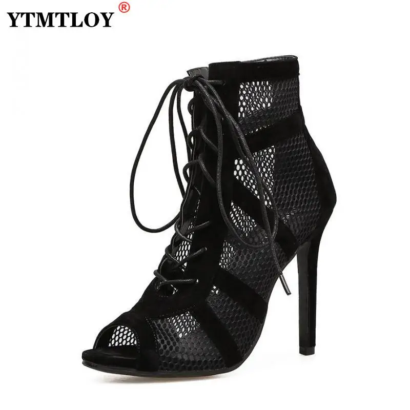 New Fashion show Black Net Fabric Cross strap Sexy high heel Sandals Woman shoes Pumps Lace-up Peep Toe Sandals Casual Mesh
New Fashion show Black Net Fabric Cross strap Sexy high heel Sandals Woman shoes Pumps Lace-up Peep Toe Sandals Casual Mesh