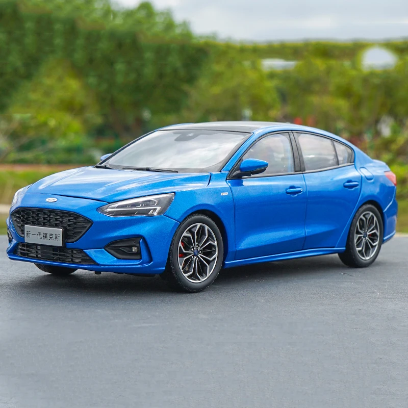 1:18 Масштаб литой модели 2020 FOCUS машинная модель 1/18 сплав игрушечный автомобиль миниатюрный коллекция для игрушка для мальчиков и девочек в п...
1:18 Масштаб литой модели 2020 FOCUS машинная модель 1/18 сплав игрушечный автомобиль миниатюрный коллекция для игрушка для мальчиков и девочек в п...
