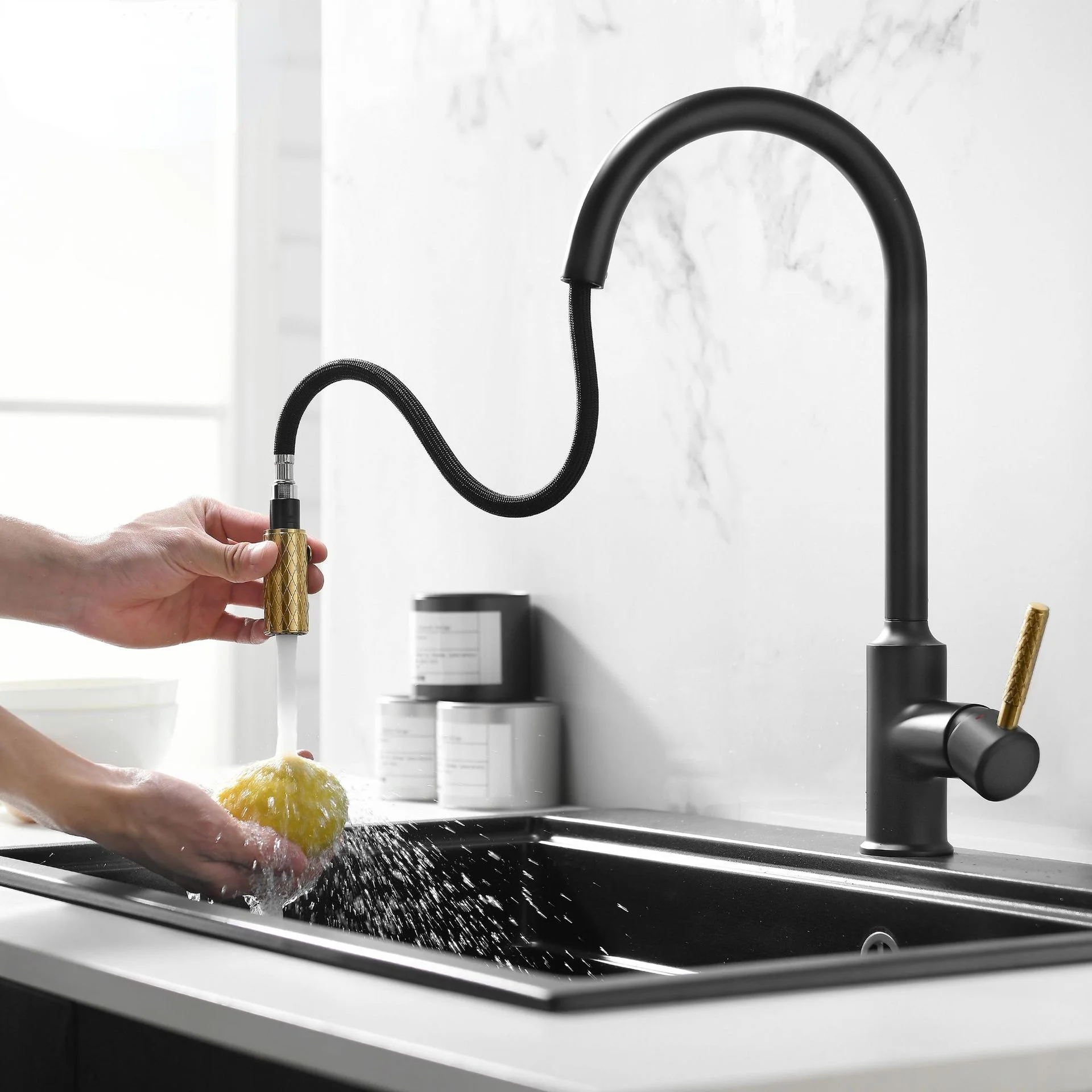 Copper Kitchen Pull-out Faucet, Electroplated Black Kitchen Sink, Hot and Cold Water Faucet
Copper Kitchen Pull-out Faucet, Electroplated Black Kitchen Sink, Hot and Cold Water Faucet