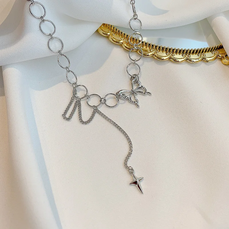 New fashion personality hip hop butterfly necklace women INS cold breeze small design sense web celebrity collarbone chain
New fashion personality hip hop butterfly necklace women INS cold breeze small design sense web celebrity collarbone chain
