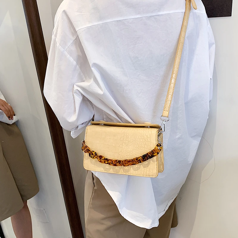 Amber Chain Small Crossbody Handbag Women Designer Luxury Designer Stone Pu Leather Shoulder Bag Messenger Ladies Summer Purse
Amber Chain Small Crossbody Handbag Women Designer Luxury Designer Stone Pu Leather Shoulder Bag Messenger Ladies Summer Purse