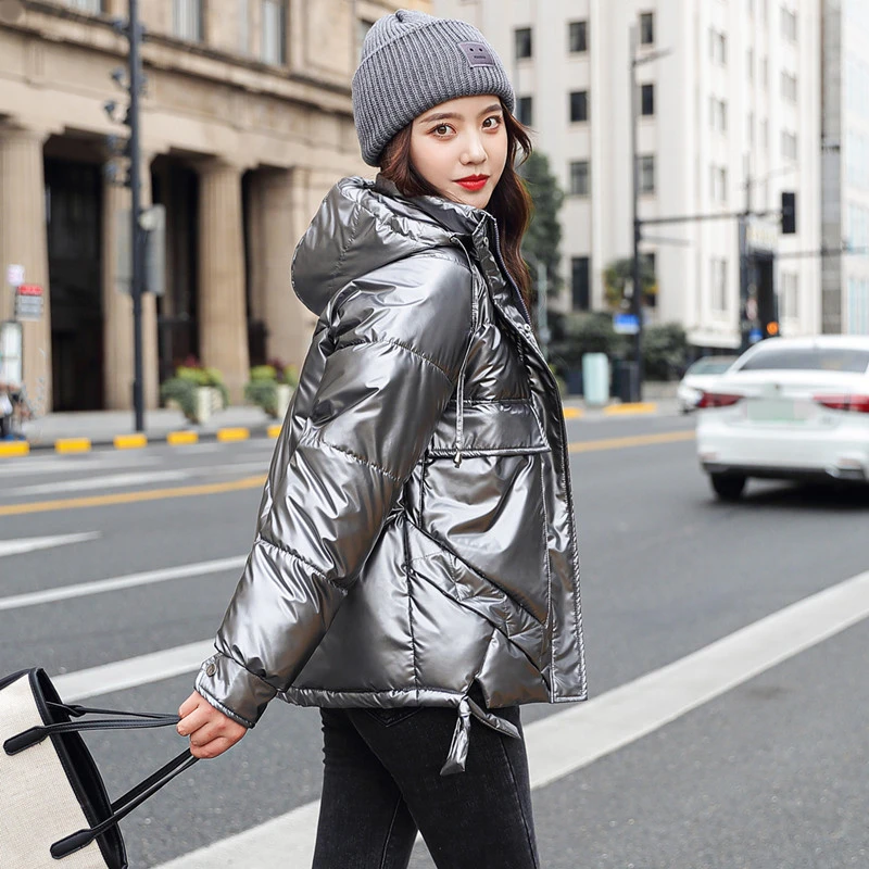 Unua amo Glossy Down Jacket Winter Warm Hooded Women's Parka 2021 Fashion Loose Casual Down Padded Jacket Bubble Coat
Unua amo Glossy Down Jacket Winter Warm Hooded Women's Parka 2021 Fashion Loose Casual Down Padded Jacket Bubble Coat
