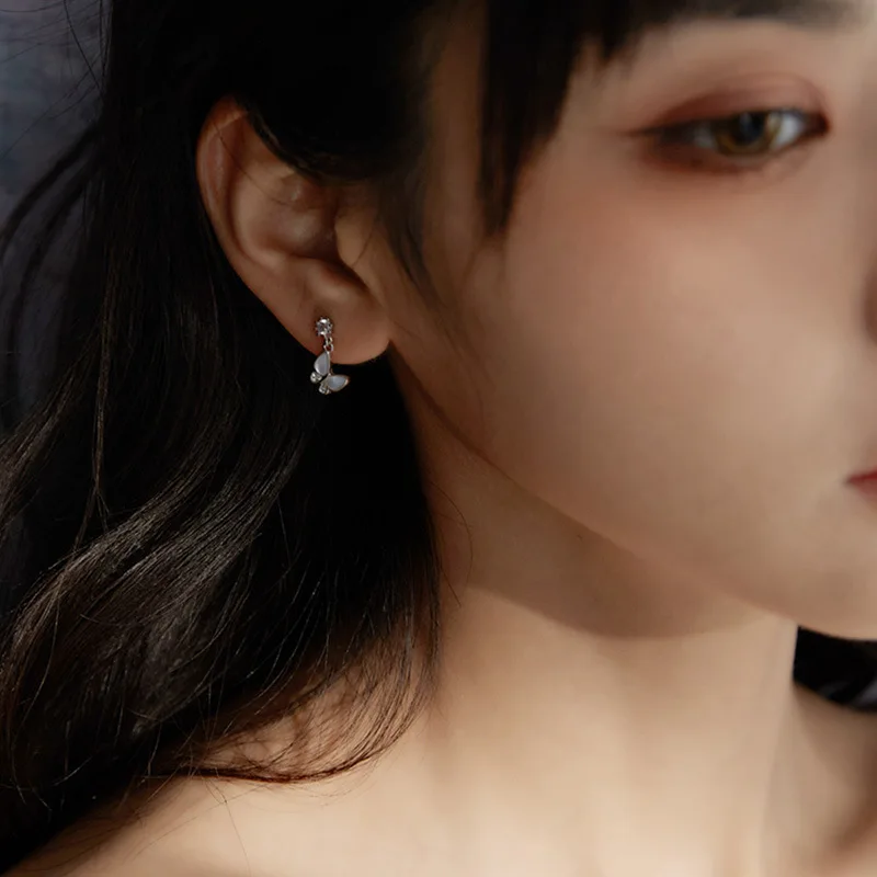 925 Sterling Silver Tassel Butterfly Piercing Stud Earring For Women Girls Jewelry Pendientes Accessories Oorbellen eh571
925 Sterling Silver Tassel Butterfly Piercing Stud Earring For Women Girls Jewelry Pendientes Accessories Oorbellen eh571