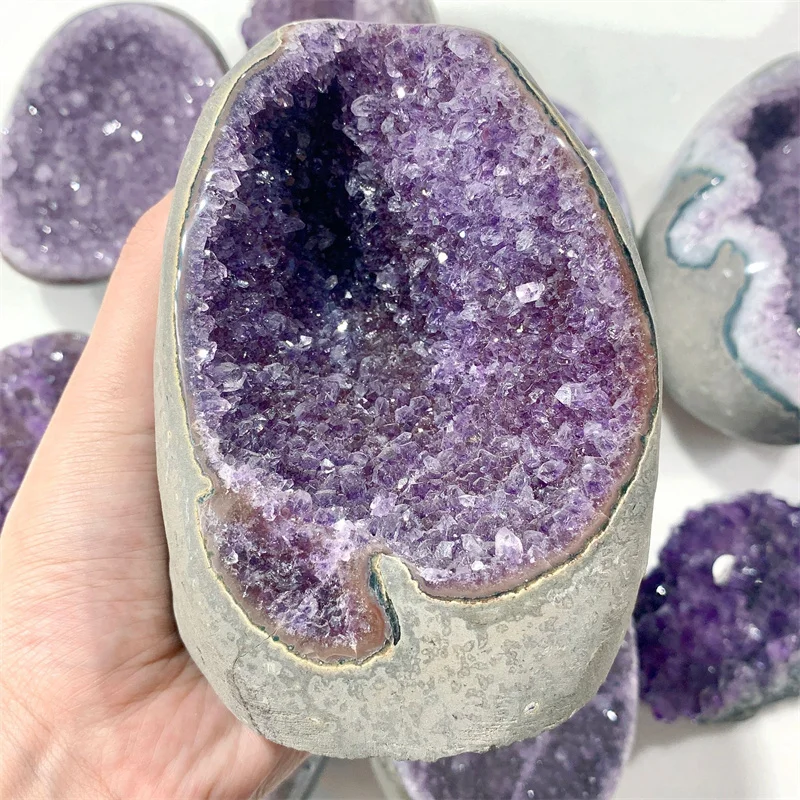 Aladdin Purple Geode Enhances Air Field, Increases Energy Healing Crystal Home Decoration Energy Cluster
Aladdin Purple Geode Enhances Air Field, Increases Energy Healing Crystal Home Decoration Energy Cluster