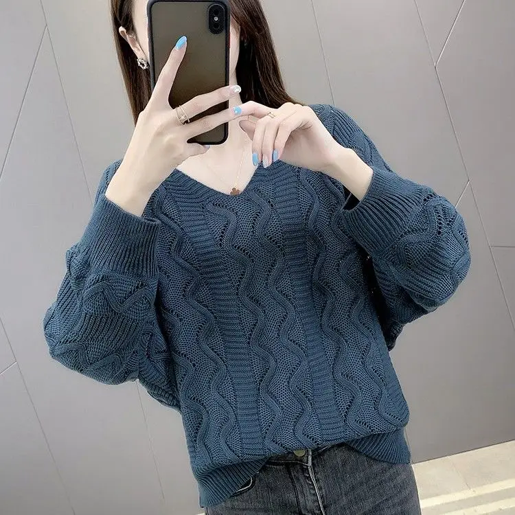 Early spring cut-out T-Shirt NEW 2021 net shirt V-neck blouse loose short thin sweater for women
Early spring cut-out T-Shirt NEW 2021 net shirt V-neck blouse loose short thin sweater for women