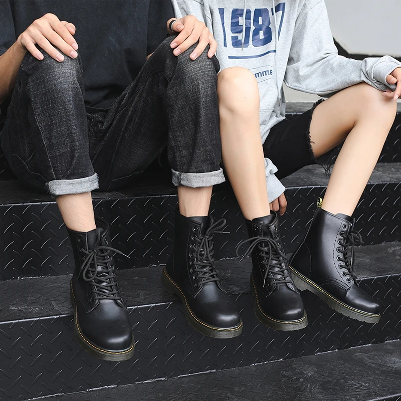 Size 35- 44 Martens Couple Sneakers Women Shoes Woman Boots Botines Casual Adulto Outdoor Black Leather Zapatillas Mujer Tenis 
Size 35- 44 Martens Couple Sneakers Women Shoes Woman Boots Botines Casual Adulto Outdoor Black Leather Zapatillas Mujer Tenis