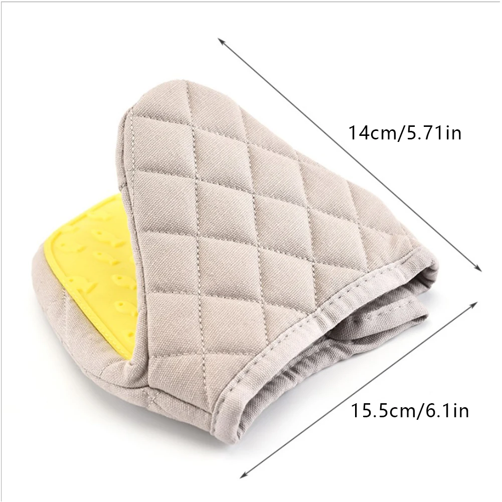 2PCS Anti-Scalding Oven Mitts Potholder Silicone Heat Insulation Gloves Tray Dish Bowl Holder Kitchen Microwave Oven Hand Clip
2PCS Anti-Scalding Oven Mitts Potholder Silicone Heat Insulation Gloves Tray Dish Bowl Holder Kitchen Microwave Oven Hand Clip
