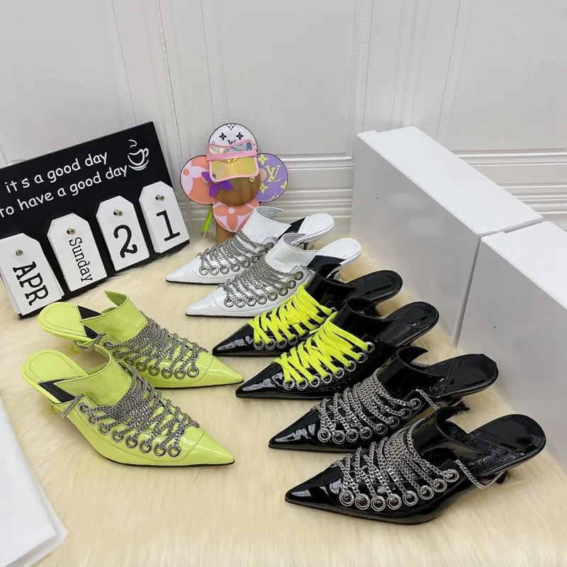 High Quality Leather Half Slippers Summer New Pointed Toe Chain Patent Leather Stiletto High Heel Sandals
High Quality Leather Half Slippers Summer New Pointed Toe Chain Patent Leather Stiletto High Heel Sandals
