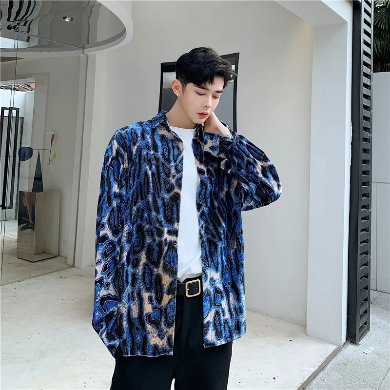 Men Streetwear Hip Hop Vintage Long Sleeve Velvet Print Shirt Cardigan Coat Male Fashion Loose Casual Shirts
Men Streetwear Hip Hop Vintage Long Sleeve Velvet Print Shirt Cardigan Coat Male Fashion Loose Casual Shirts