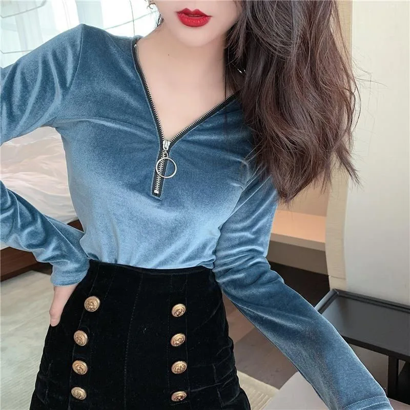 Lucyever Vintage Blue Velvet Blouse Women 2022 Spring New Sexy Zipper V-neck Shirts Woman Long Sleeve Bottoming All-match Tops
Lucyever Vintage Blue Velvet Blouse Women 2022 Spring New Sexy Zipper V-neck Shirts Woman Long Sleeve Bottoming All-match Tops