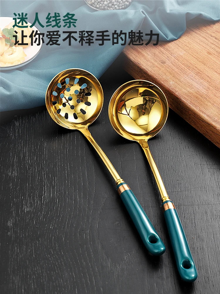 Anti scalding handle stainless steel large soup spoon leaky spoon small kitchenware set kitchen household spoon
Anti scalding handle stainless steel large soup spoon leaky spoon small kitchenware set kitchen household spoon