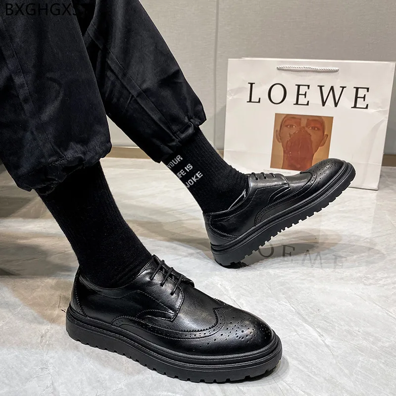 Black Elegant Italian Shoes Men Casual Business Shoes Men Designer Brogues Mens Oxford Leather Shoes Office 2022 Chaussure Homme
Black Elegant Italian Shoes Men Casual Business Shoes Men Designer Brogues Mens Oxford Leather Shoes Office 2022 Chaussure Homme