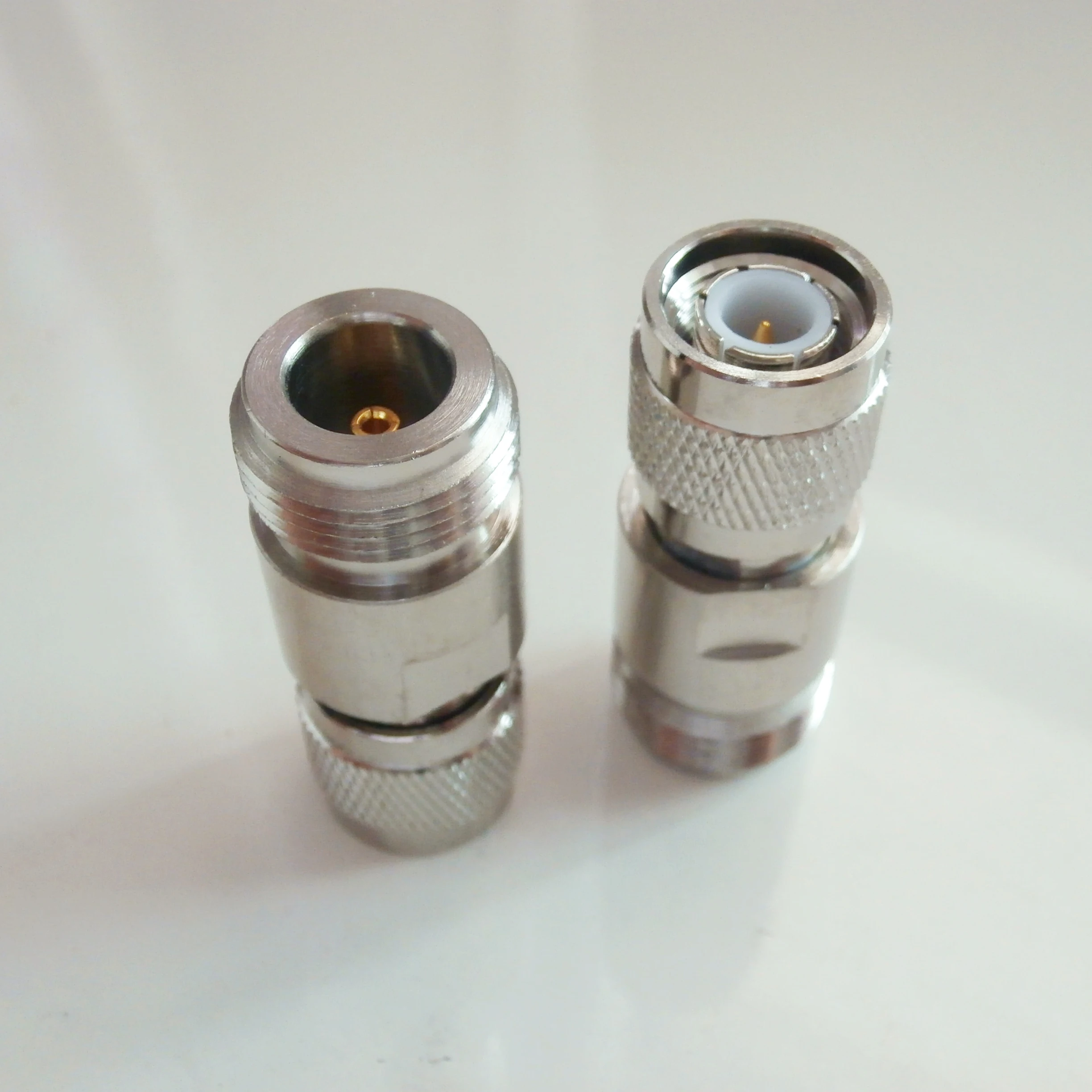 1 шт. адаптер N гнездовой разъем к TNC штекеру прямой RF коаксиальный
1 шт. адаптер N гнездовой разъем к TNC штекеру прямой RF коаксиальный