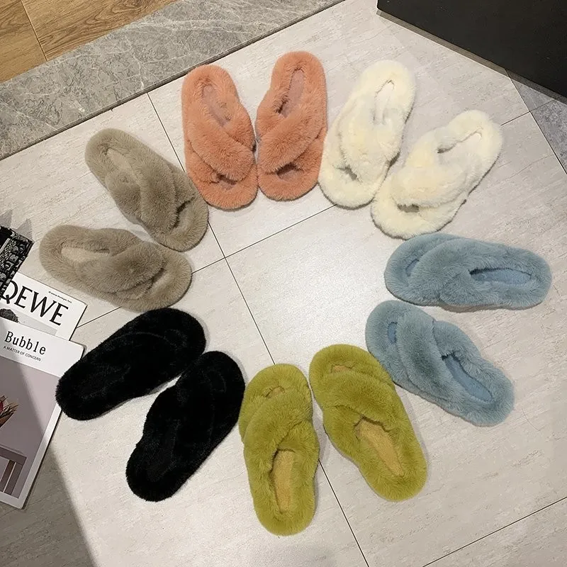 2020 New Winter Ladies Plush Slippers Fashion Artificial Fur Warm Shoes Ladies Slippers Indoor Non-slip Warm Slippers Size 35-42
2020 New Winter Ladies Plush Slippers Fashion Artificial Fur Warm Shoes Ladies Slippers Indoor Non-slip Warm Slippers Size 35-42