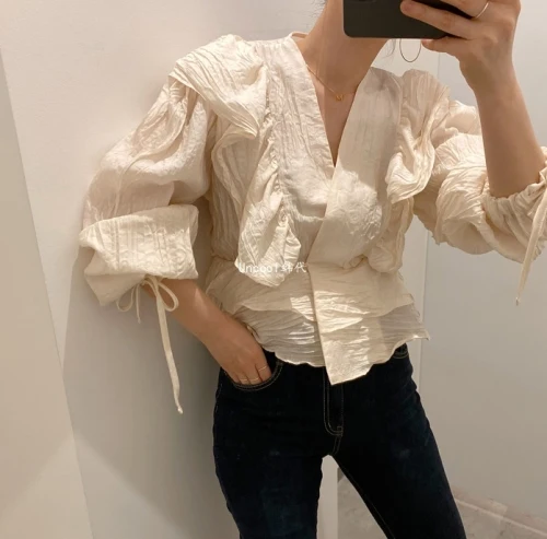 Genayooa Spring Solid Blouse Women Ruffles V Neck Womens Tops And Blouses Vintage Long Sleeve Ladies Tops Korean Fashion
Genayooa Spring Solid Blouse Women Ruffles V Neck Womens Tops And Blouses Vintage Long Sleeve Ladies Tops Korean Fashion