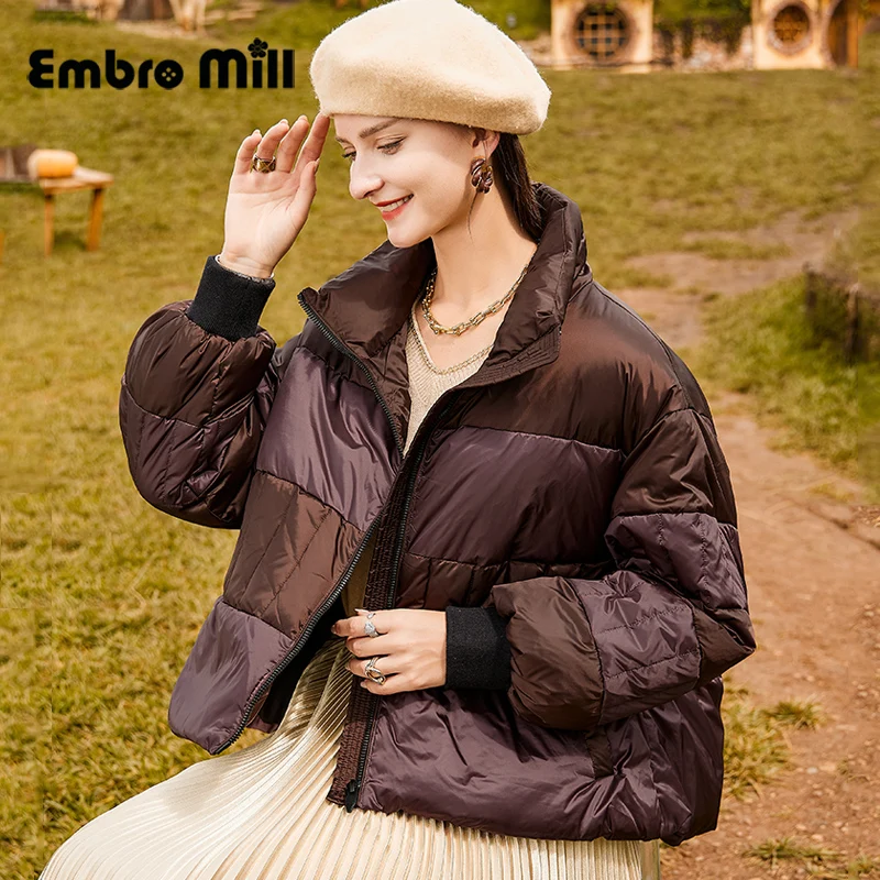 Женский короткий пуховик с воротником-стойкой, свободный пуховик в уличном стиле, Модная элегантная зимняя куртка контрастной вышивки
Женский короткий пуховик с воротником-стойкой, свободный пуховик в уличном стиле, Модная элегантная зимняя куртка контрастной вышивки