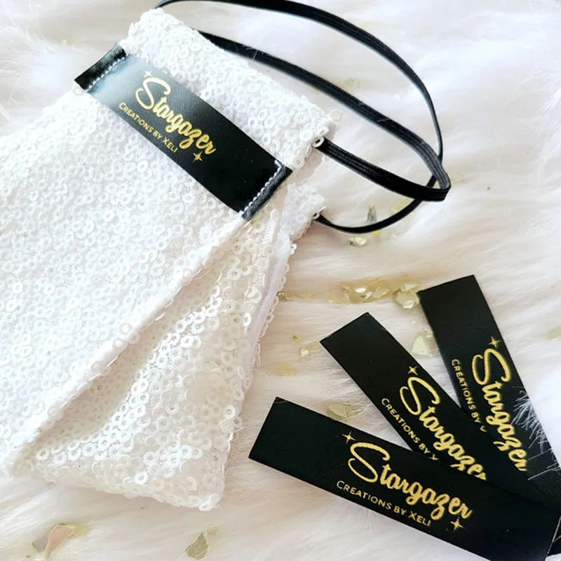 300 High Quality Satin ribbon washing label Custom fabric printing brand logo products Care tags Washabel sewing clothing labels
300 High Quality Satin ribbon washing label Custom fabric printing brand logo products Care tags Washabel sewing clothing labels