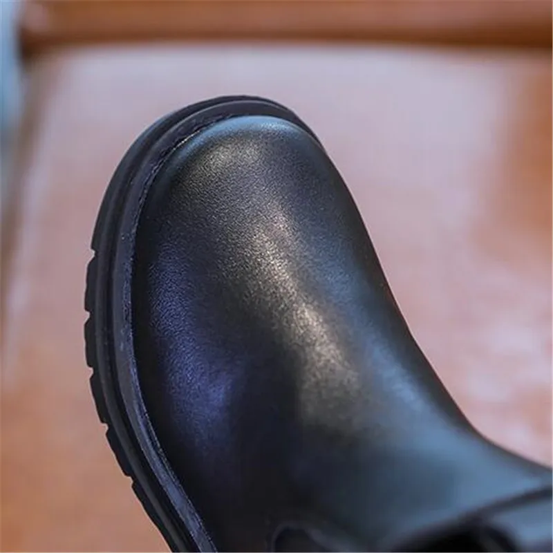 New Korean Children's Martin Boots Genuine Leather Girls Boots British Style Boys Short Boots Casual Waterproof Single Boots
New Korean Children's Martin Boots Genuine Leather Girls Boots British Style Boys Short Boots Casual Waterproof Single Boots