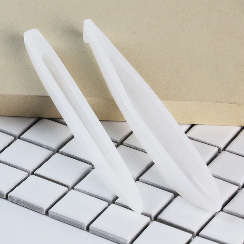 1pcs Transparent Ballpoint Pen UV Epoxy Resin Mold Casting Silicone Pen Holder Mold For DIY Office School Supplies Making Tool
1pcs Transparent Ballpoint Pen UV Epoxy Resin Mold Casting Silicone Pen Holder Mold For DIY Office School Supplies Making Tool