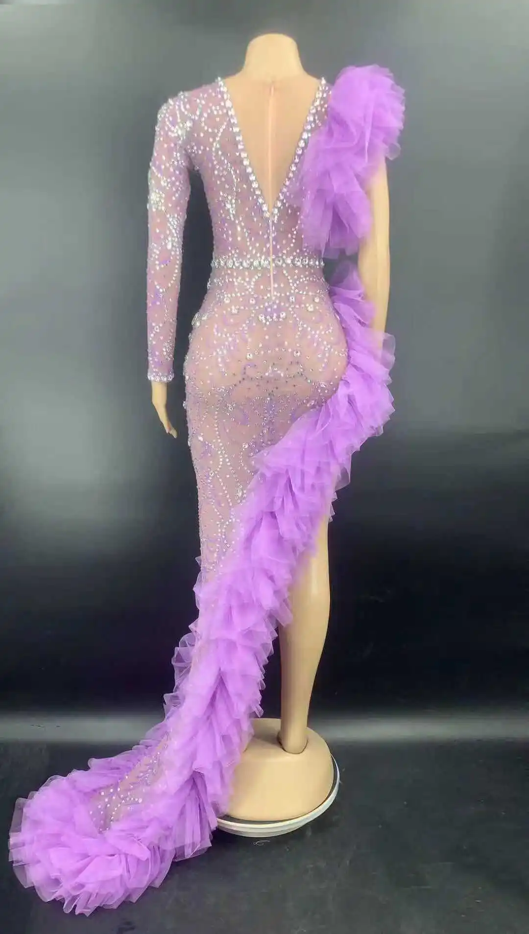 Women Spring Dress 2021 Single Sleeve Diamond Maxi Long Dress Party Celebrate Dance Birthday Dress Singer Performance Costume 
Women Spring Dress 2021 Single Sleeve Diamond Maxi Long Dress Party Celebrate Dance Birthday Dress Singer Performance Costume