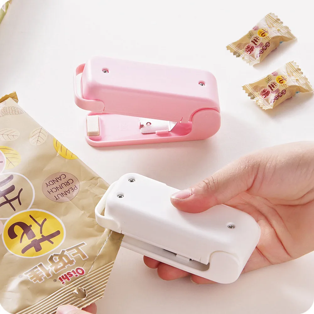 Portable Sealing Tool Heat Mini Sealing Machine Household Handheld Plastic Bag Sealer Capper Food Saver Kitchen Accessories FN50
Portable Sealing Tool Heat Mini Sealing Machine Household Handheld Plastic Bag Sealer Capper Food Saver Kitchen Accessories FN50