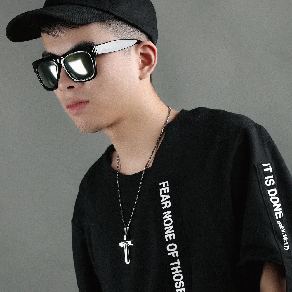 FATE LOVE Brand Men Necklaces & Pendants Male Cross Necklace Punk Stainless Steel Chain Fashion jewelry white Black golden 
FATE LOVE Brand Men Necklaces & Pendants Male Cross Necklace Punk Stainless Steel Chain Fashion jewelry white Black golden