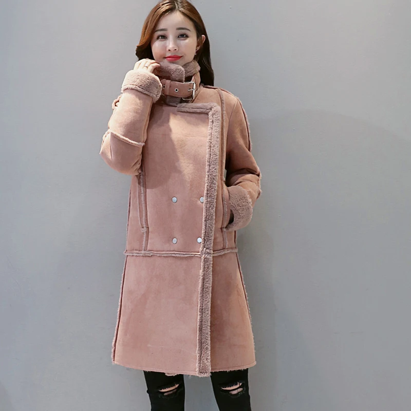 New Thick Faux Lamb Fur Women Jackets Winter Coats Mid-Length Covered Button Turn-Down Collar Wide-Waisted Fashion Jackets Women
New Thick Faux Lamb Fur Women Jackets Winter Coats Mid-Length Covered Button Turn-Down Collar Wide-Waisted Fashion Jackets Women