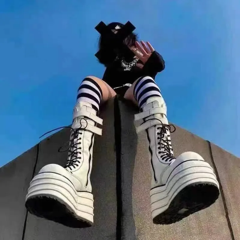 Design Female Booties Wedges Round Toe Zip Solid Super High Heel With Med Platform Sexy Lady Shoes Women Boots
Design Female Booties Wedges Round Toe Zip Solid Super High Heel With Med Platform Sexy Lady Shoes Women Boots