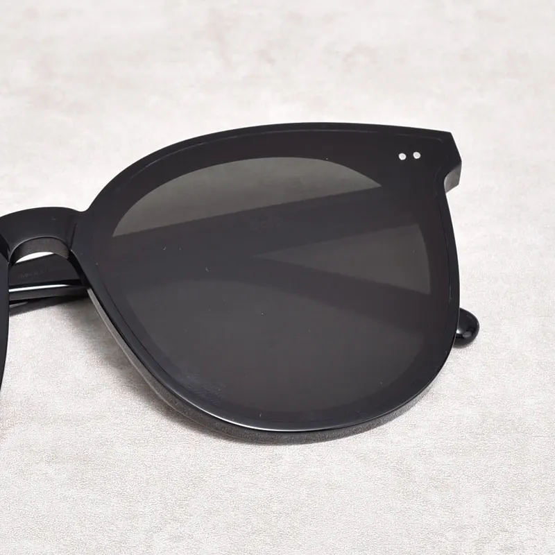 New 2020 Korean brand design Gentle SOLO Sunglasses Round Acetate frame Polarized UV400 Sunglasses women men With Original case
New 2020 Korean brand design Gentle SOLO Sunglasses Round Acetate frame Polarized UV400 Sunglasses women men With Original case