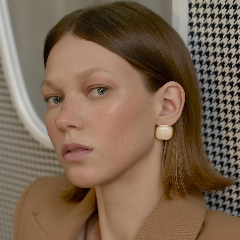 JIAN Retro Big Stud Earrings for Women Trendy Geometric Marble Opal Stone Earring Fashion Wedding Party Jewelry for Ear 
JIAN Retro Big Stud Earrings for Women Trendy Geometric Marble Opal Stone Earring Fashion Wedding Party Jewelry for Ear