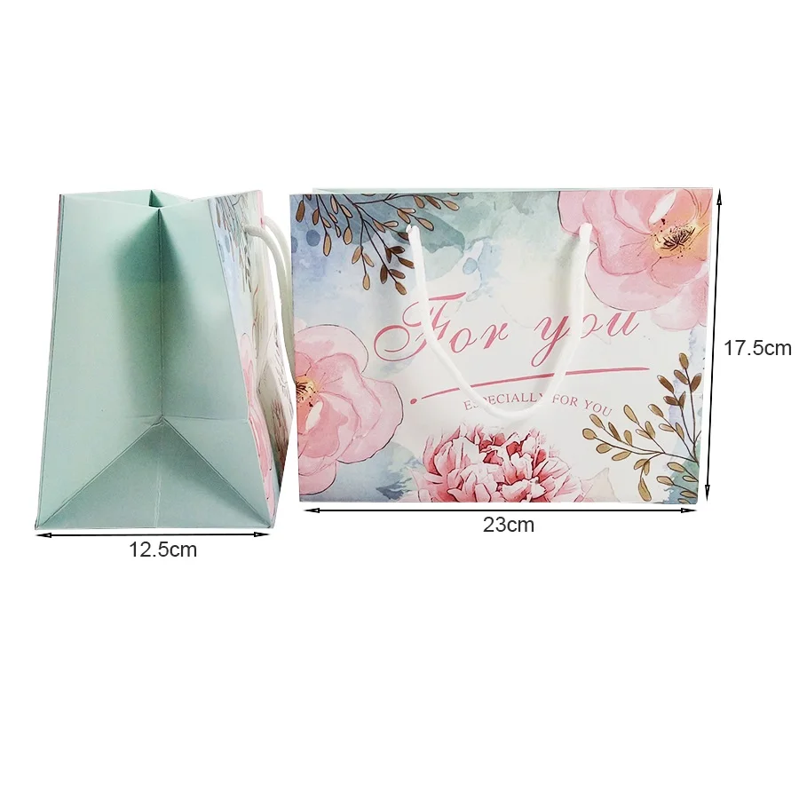 30pcs/lot Flower Decoration Small Gift Paper Bag With Handles 23x17x12cm Gift Packing Bag Birthday Wedding Event Party Supplies
30pcs/lot Flower Decoration Small Gift Paper Bag With Handles 23x17x12cm Gift Packing Bag Birthday Wedding Event Party Supplies