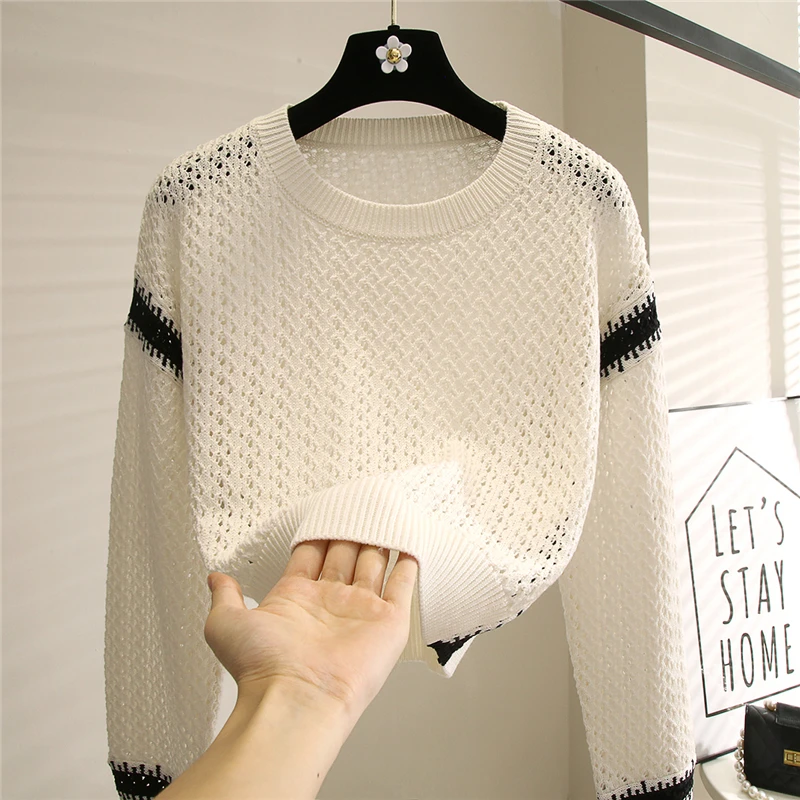 Contrast Color Sweater 2021 Early Autumn New O-nevck Long Sleeve Loose Cropped Sweater Outer Wear Hollow Out Sweaters Pullover 
Contrast Color Sweater 2021 Early Autumn New O-nevck Long Sleeve Loose Cropped Sweater Outer Wear Hollow Out Sweaters Pullover