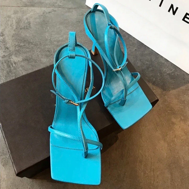 Bailamos New Brand Summer Women Sandals Narrow Band Vintage Square Toe Thin High Heel Pumps Shoes Elegant Cross Strap Sandal
Bailamos New Brand Summer Women Sandals Narrow Band Vintage Square Toe Thin High Heel Pumps Shoes Elegant Cross Strap Sandal